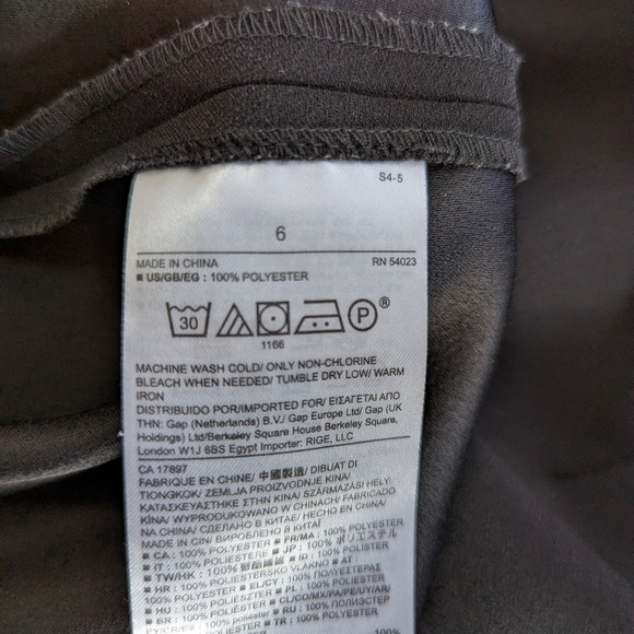 Banana Republic Size 6 Little Black Shift Dress w/ Pockets Sleeveless Lined - Picture 4 of 8